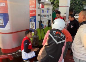 Adalan Ojek Online dan Taksi Online, SPBU Pertamina Jadi Tempat Isi Energi Sebelum Narik Lagi