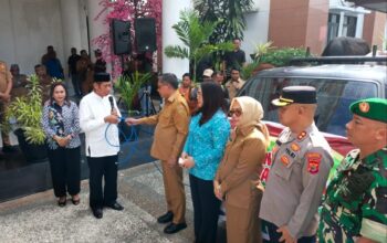 Pemkot Ambon Bagikan 100 Hewan Kurban, Wali Kota Tekankan Nilai Toleransi dan Kepedulian