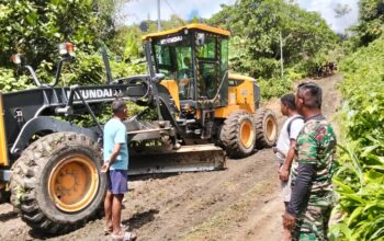 Kades Lemanpoli Gandeng PT GHL Buka Akses Jalan 7 Kilometer, Warga Sambut dengan Penuh Harapan