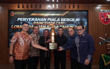 Pangdam Serahkan Piala Bergilir Pacuan Kuda 2026 di Pulau Moa: Komitmen Bangun Pariwisata dan Kedamaian Daerah