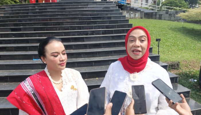 Parade Kebaya Ambon Jadi Tonggak Pelestarian Budaya, PIM Maluku Bidik WBTb dan Rekor MURI