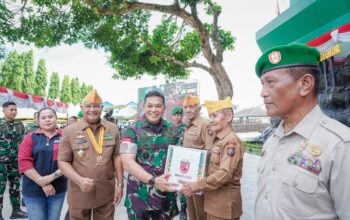 Pangdam XV/Pattimura Pererat Silaturahmi dengan Veteran dan Masyarakat di HUT LVRI-PPAD