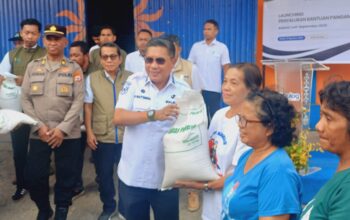 25.383 KPM di Ambon Terima Bantuan Beras 761 Ton, Bodewin Tekankan Tepat Sasaran