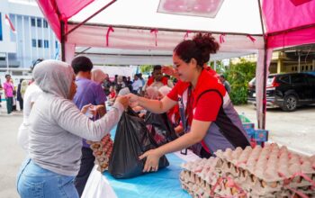 Pertamina Patra Niaga Tebar Kepedulian, Hampir 1.000 Paket Sembako Murah untuk Warga